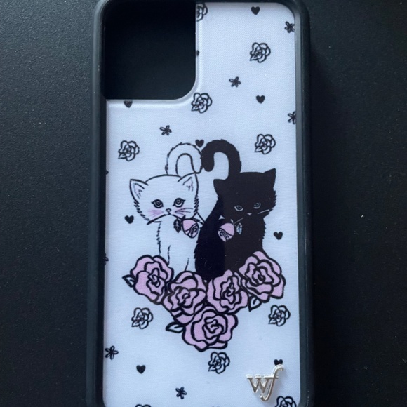 iPhone 12 mini Wildflower cases - Picture 4 of 7
